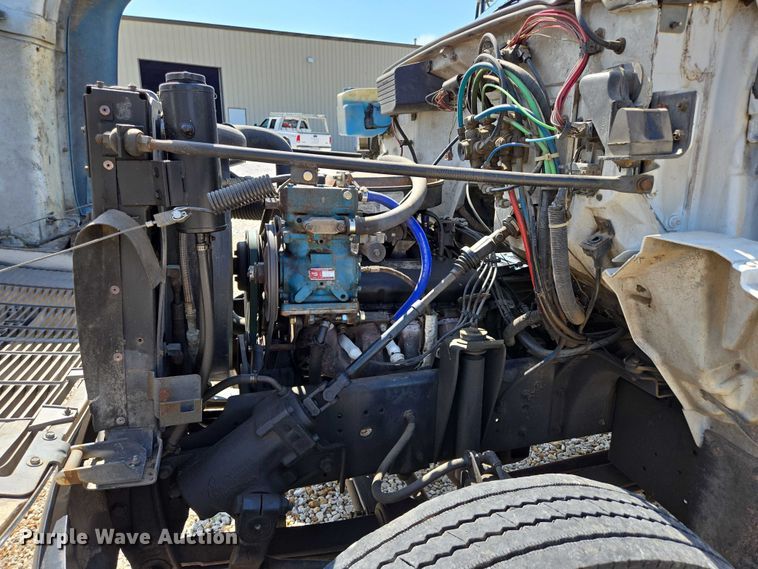 image for item EN2011 1990 GMC TopKick truck cab and chassis