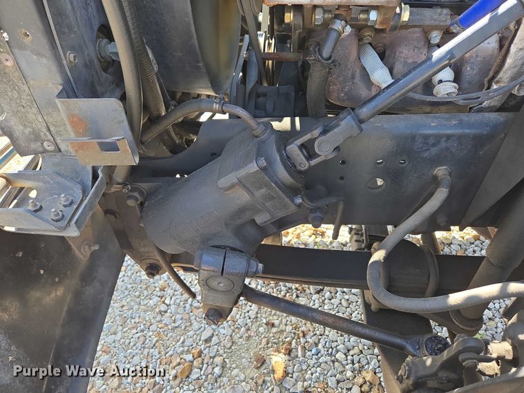 image for item EN2011 1990 GMC TopKick truck cab and chassis