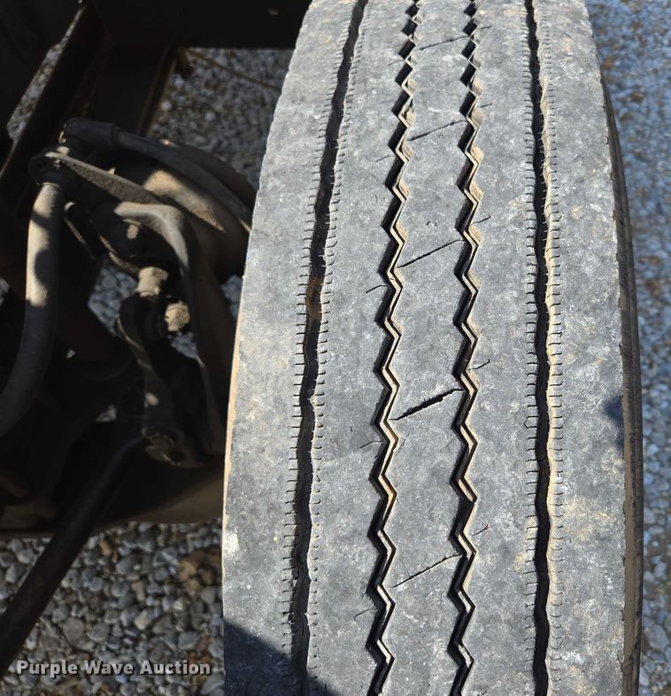 image for item EN2011 1990 GMC TopKick truck cab and chassis