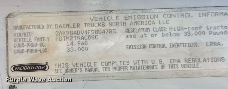 image for item EN4630 2015 Freightliner Cascadia 113 semi truck