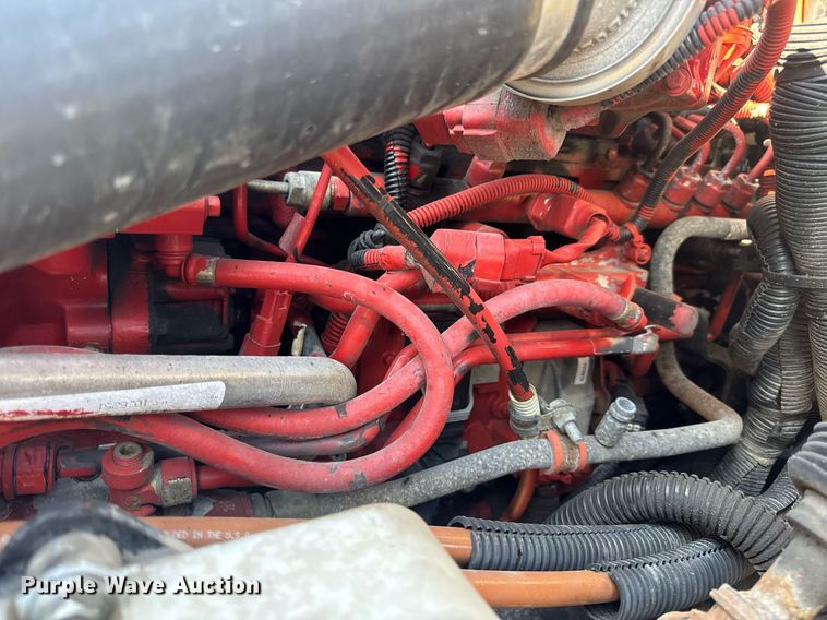 image for item EN4634 2015 Freightliner Business Class M2 semi truck