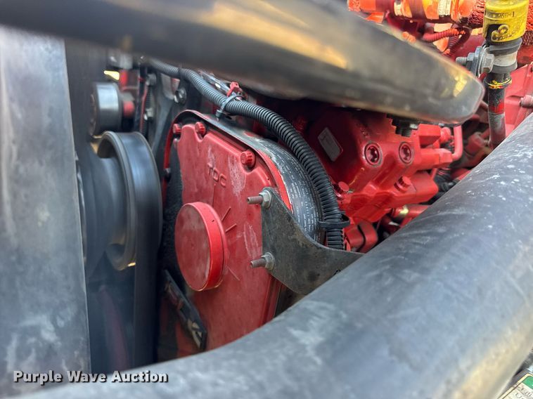 image for item EN4634 2015 Freightliner Business Class M2 semi truck