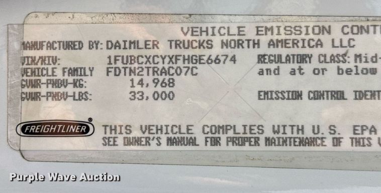 image for item EN4634 2015 Freightliner Business Class M2 semi truck