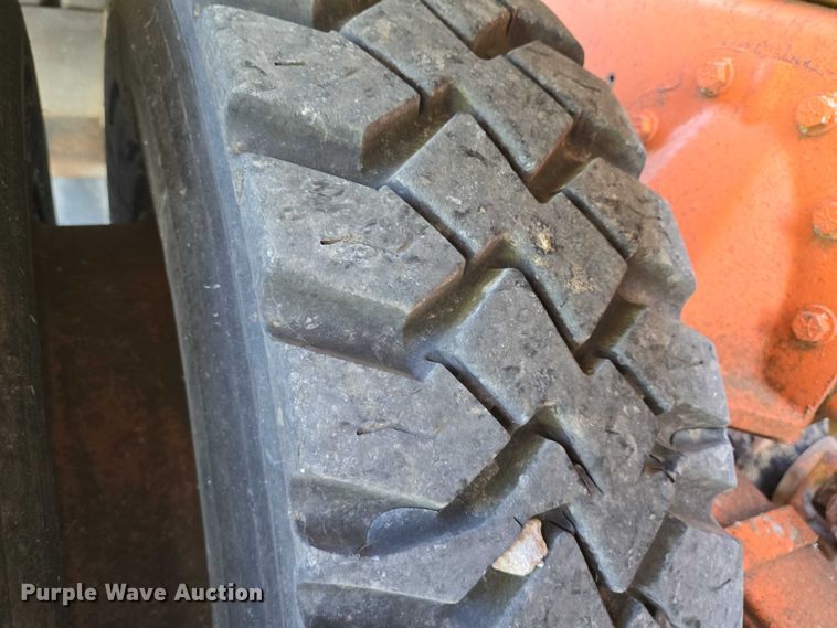 image for item EN8166 1989 Ford L9000 roll-off container truck