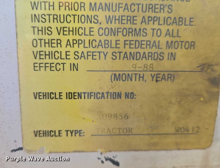 image for item EN8166 1989 Ford L9000 roll-off container truck