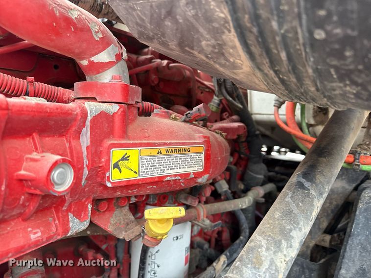 image for item EQ4929 2017 International Prostar semi truck