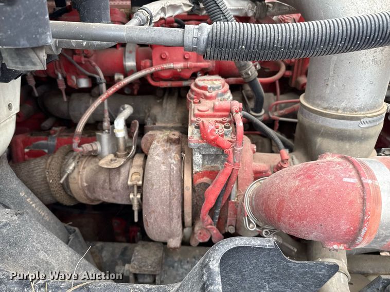 image for item EQ4929 2017 International Prostar semi truck