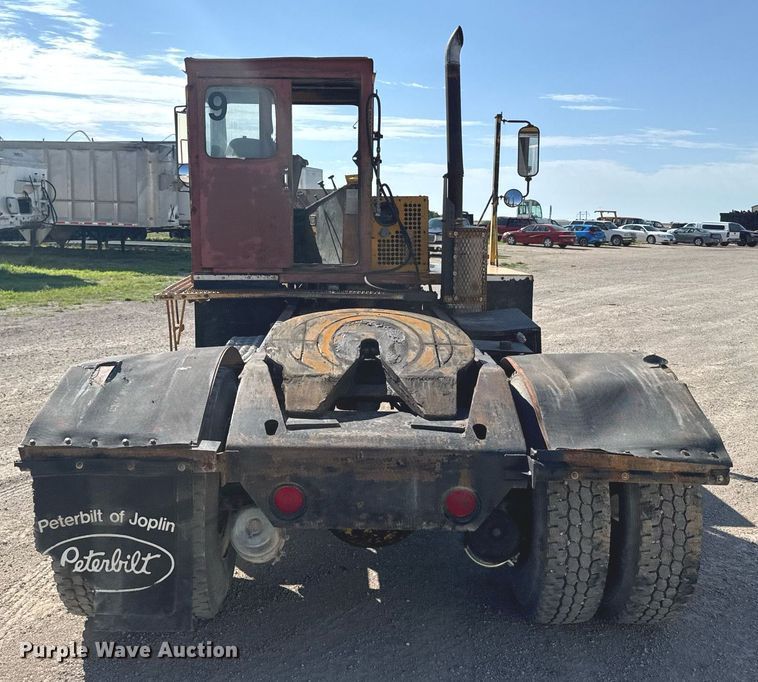 image for item ER2093 1982 Ottawa Commando 30 yard truck