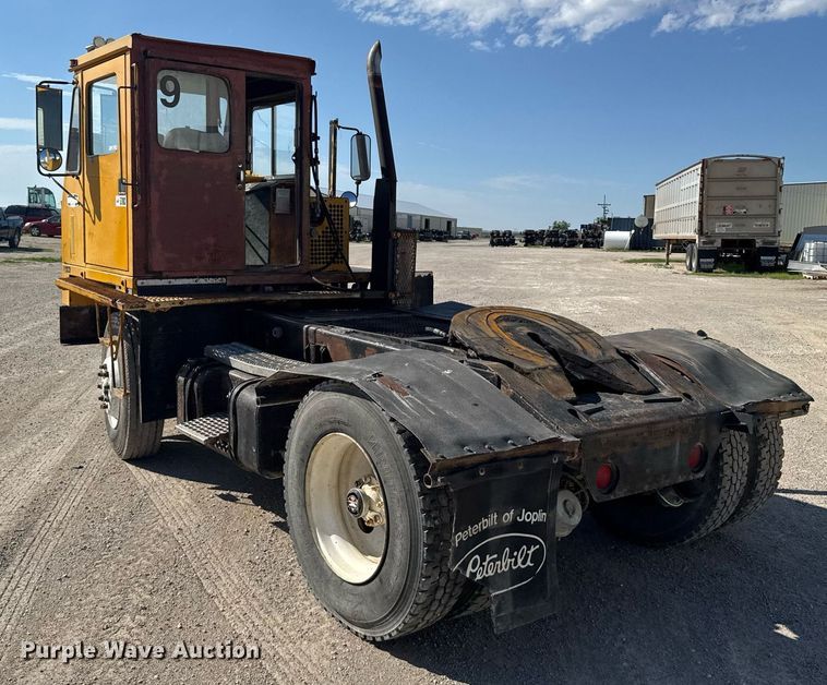 image for item ER2093 1982 Ottawa Commando 30 yard truck