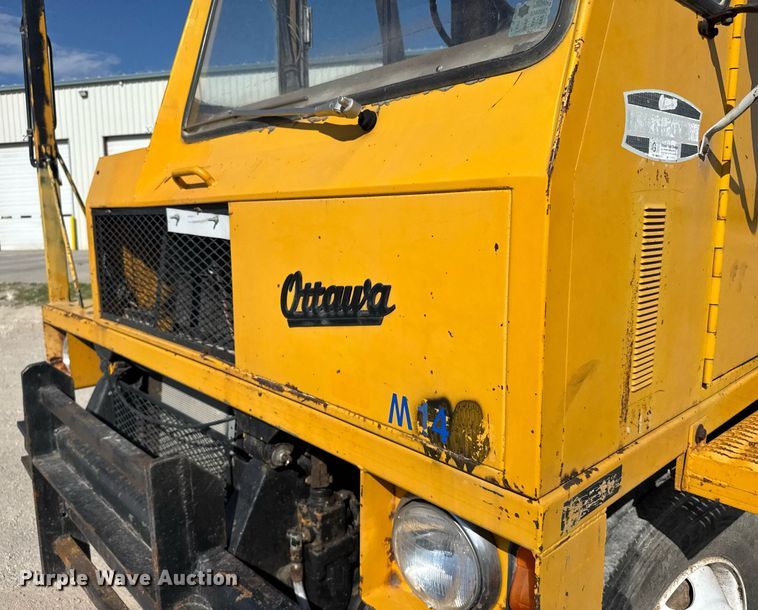 image for item ER2093 1982 Ottawa Commando 30 yard truck