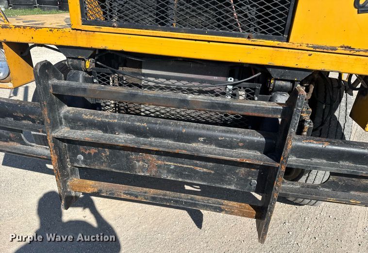 image for item ER2093 1982 Ottawa Commando 30 yard truck