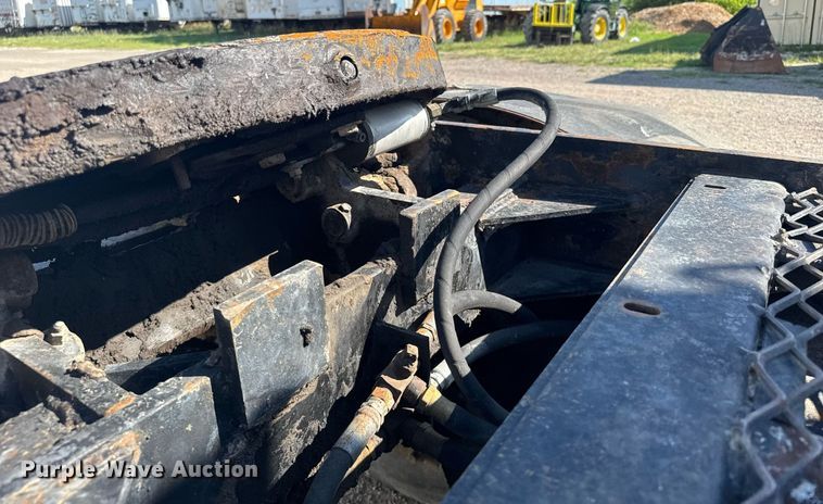 image for item ER2093 1982 Ottawa Commando 30 yard truck