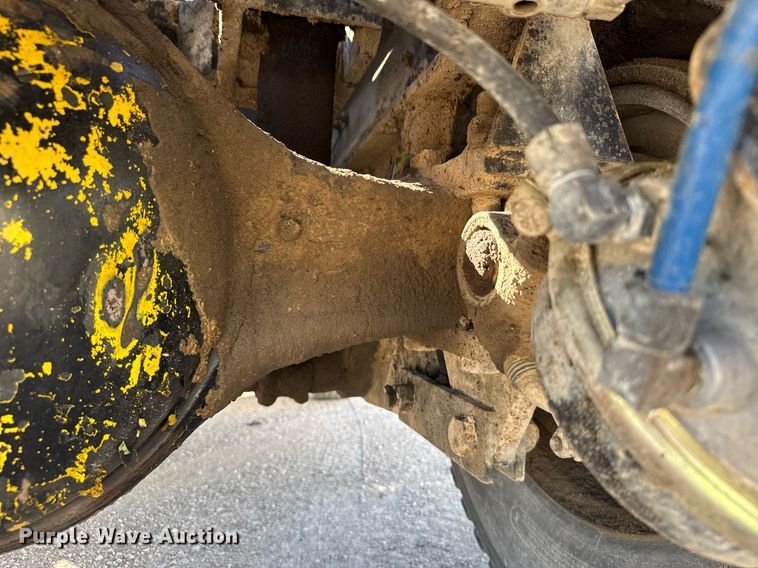 image for item ER2093 1982 Ottawa Commando 30 yard truck