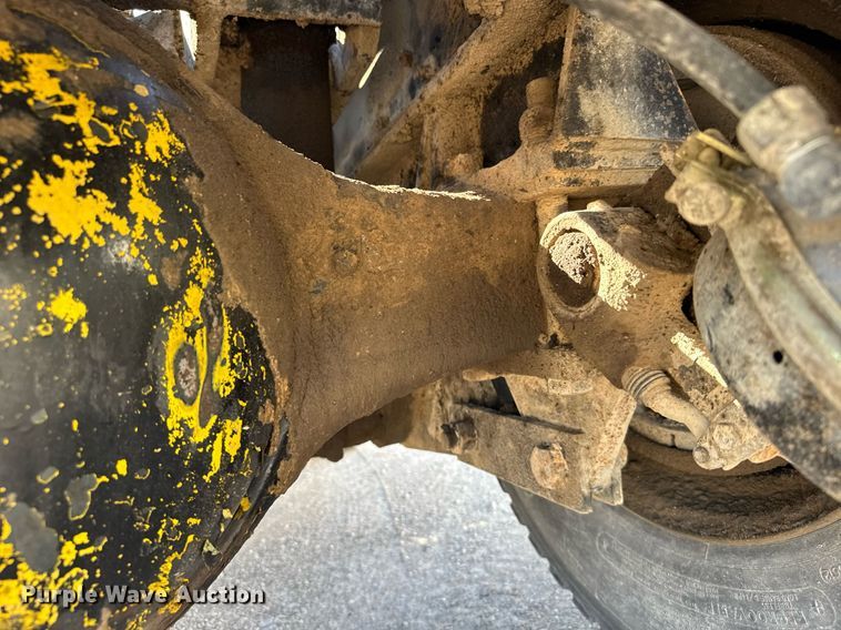 image for item ER2093 1982 Ottawa Commando 30 yard truck