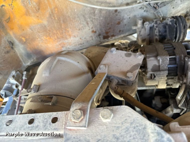 image for item ER2093 1982 Ottawa Commando 30 yard truck