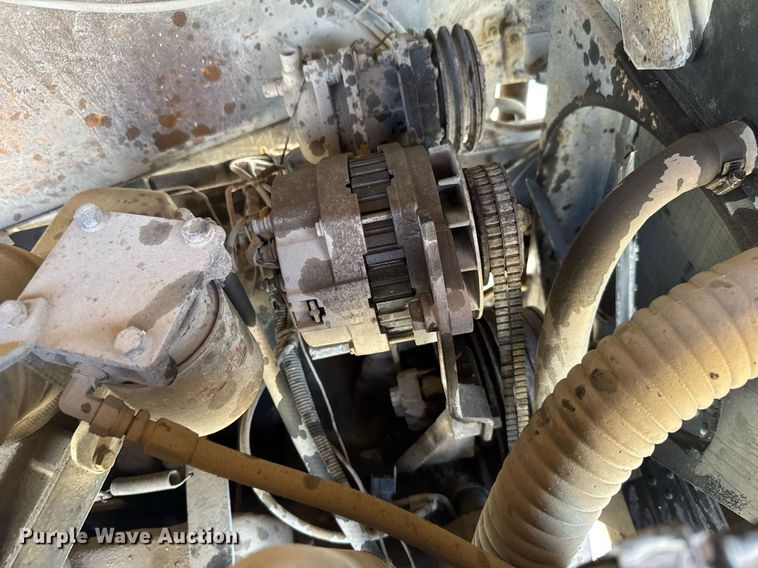 image for item ER2093 1982 Ottawa Commando 30 yard truck