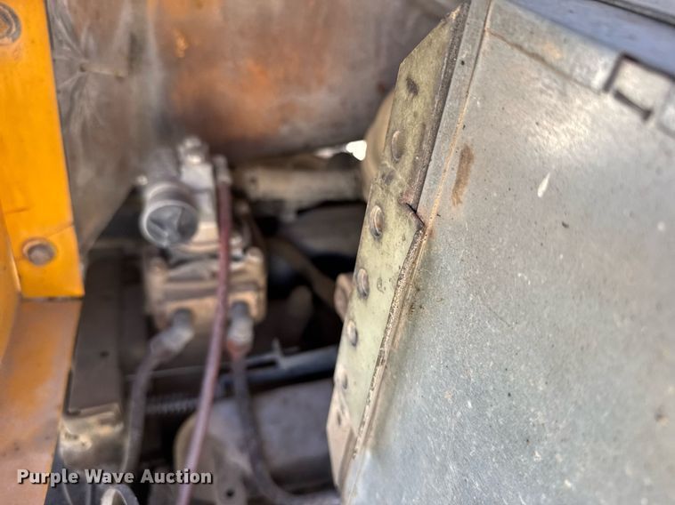 image for item ER2093 1982 Ottawa Commando 30 yard truck