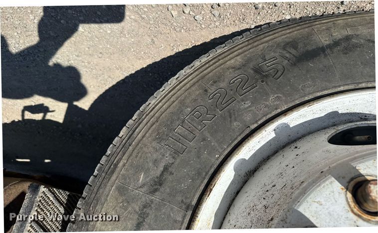 image for item ER2093 1982 Ottawa Commando 30 yard truck