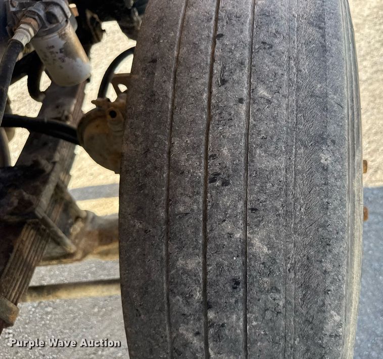 image for item ER2093 1982 Ottawa Commando 30 yard truck