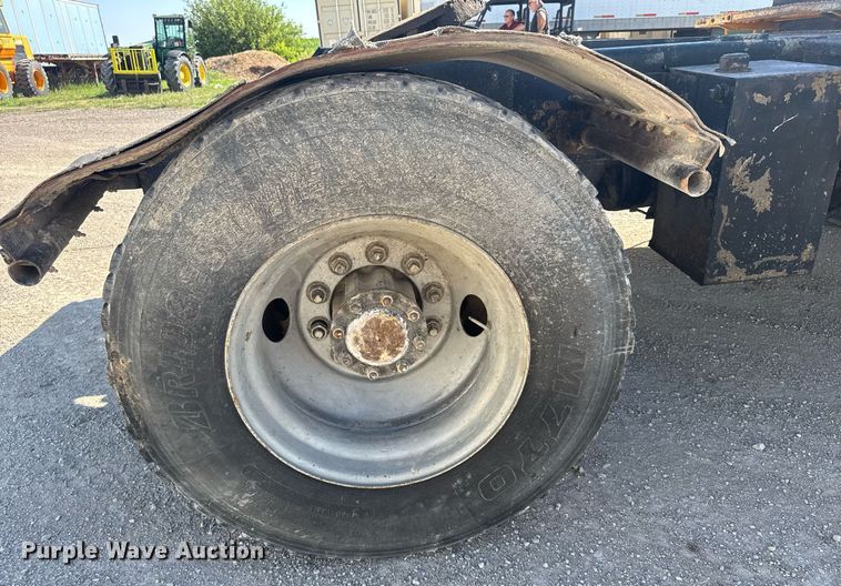 image for item ER2093 1982 Ottawa Commando 30 yard truck