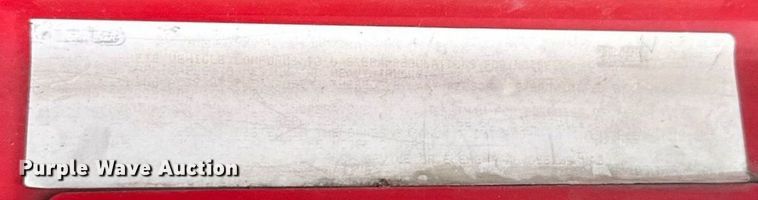 image for item ER2135 2004 Freightliner Columbia semi truck