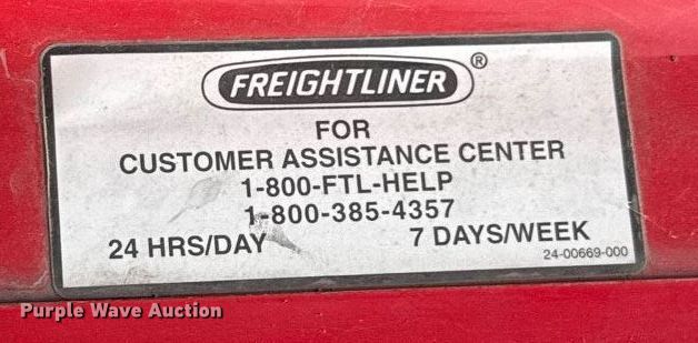 image for item ER2135 2004 Freightliner Columbia semi truck