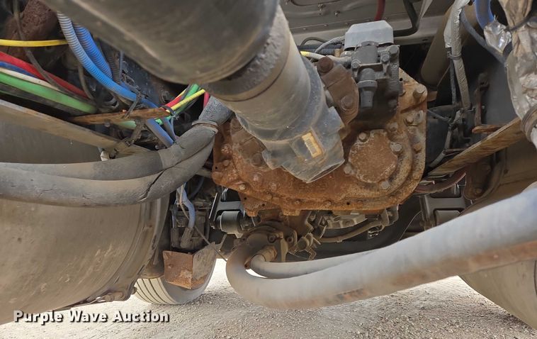 image for item ER5260 2017 Freightliner Cascadia 125 semi truck