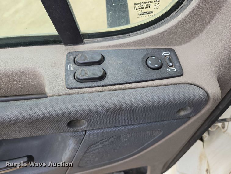 image for item ER5260 2017 Freightliner Cascadia 125 semi truck