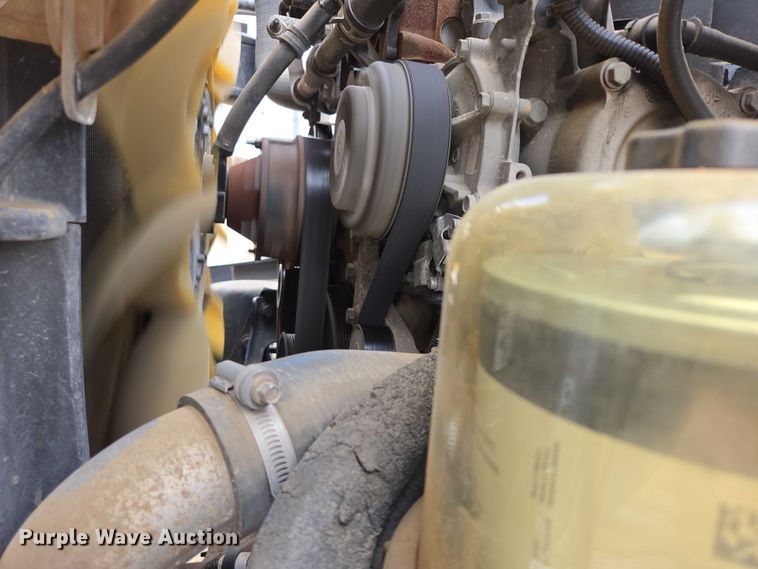 image for item ER5260 2017 Freightliner Cascadia 125 semi truck