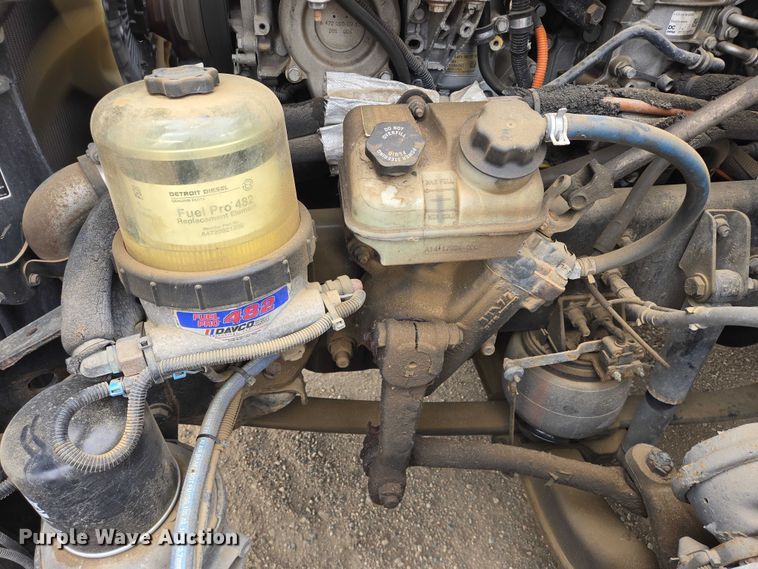 image for item ER5260 2017 Freightliner Cascadia 125 semi truck