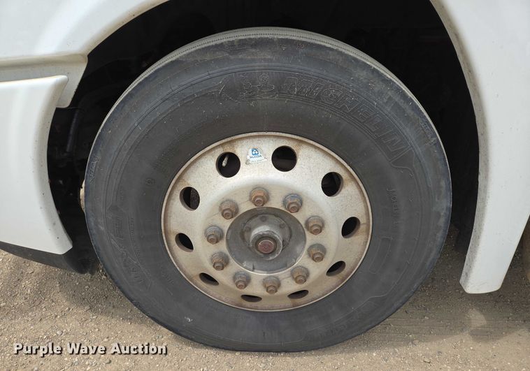 image for item ER5260 2017 Freightliner Cascadia 125 semi truck