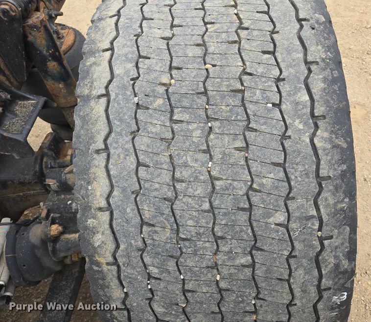 image for item ER5260 2017 Freightliner Cascadia 125 semi truck