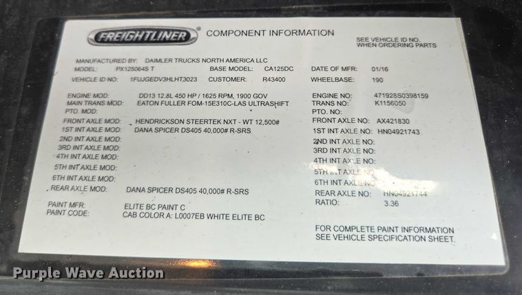 image for item ER5260 2017 Freightliner Cascadia 125 semi truck