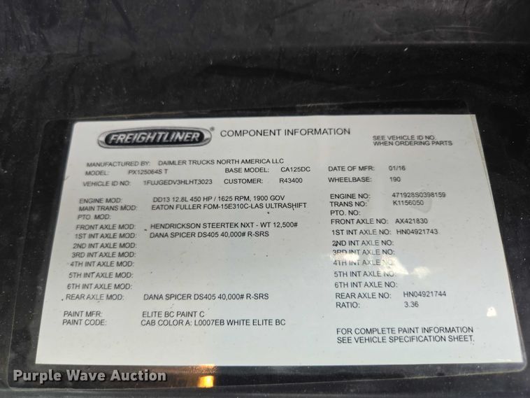 image for item ER5260 2017 Freightliner Cascadia 125 semi truck