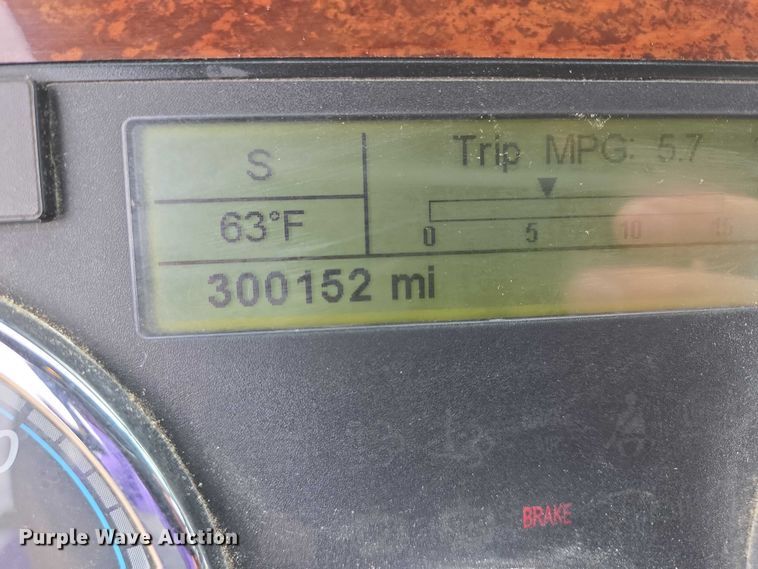 image for item ER5261 2015 Freightliner Cascadia 125 semi truck