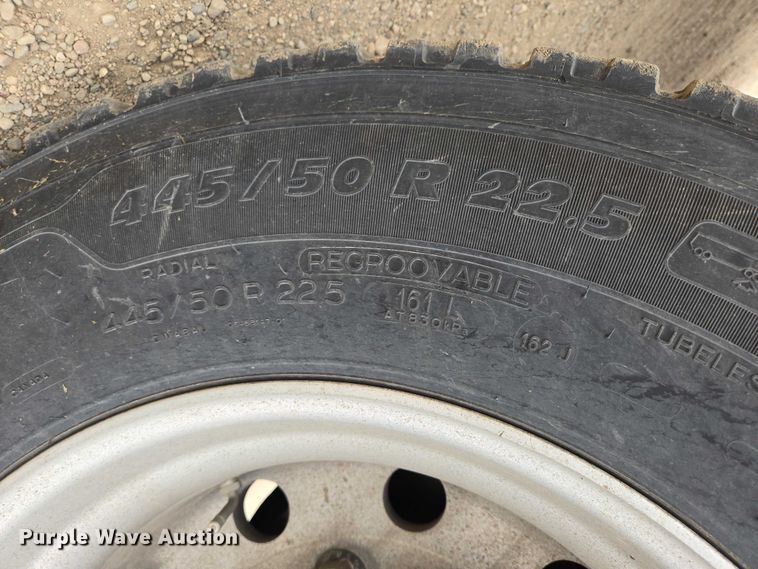 image for item ER5261 2015 Freightliner Cascadia 125 semi truck