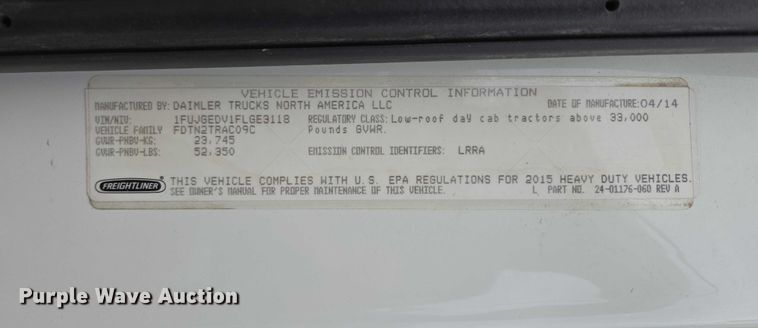 image for item ER5261 2015 Freightliner Cascadia 125 semi truck