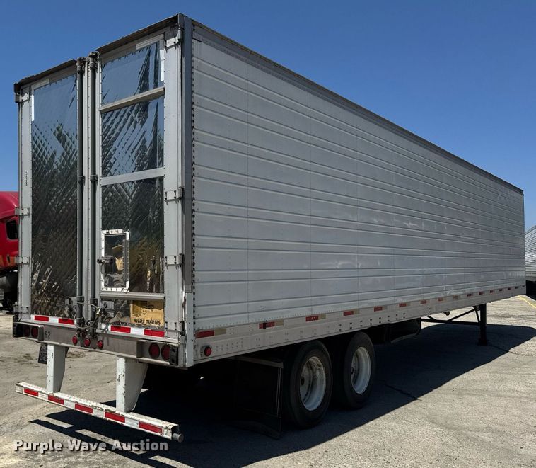 image for item FB9403 2000 Trailmobile refrigerated van trailer