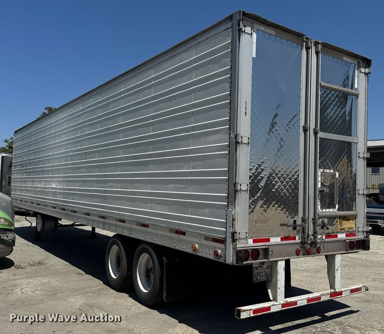image for item FB9403 2000 Trailmobile refrigerated van trailer