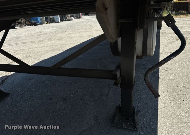 image for item FB9403 2000 Trailmobile refrigerated van trailer