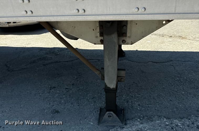 image for item FB9403 2000 Trailmobile refrigerated van trailer