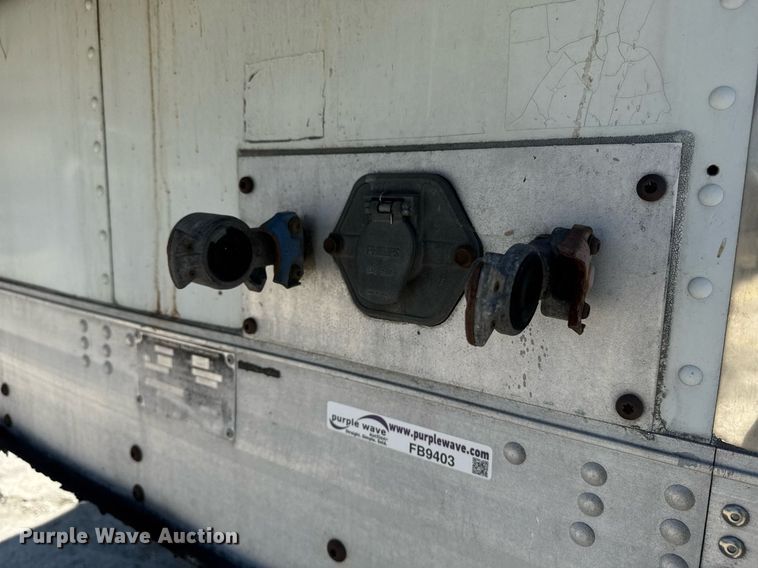 image for item FB9403 2000 Trailmobile refrigerated van trailer