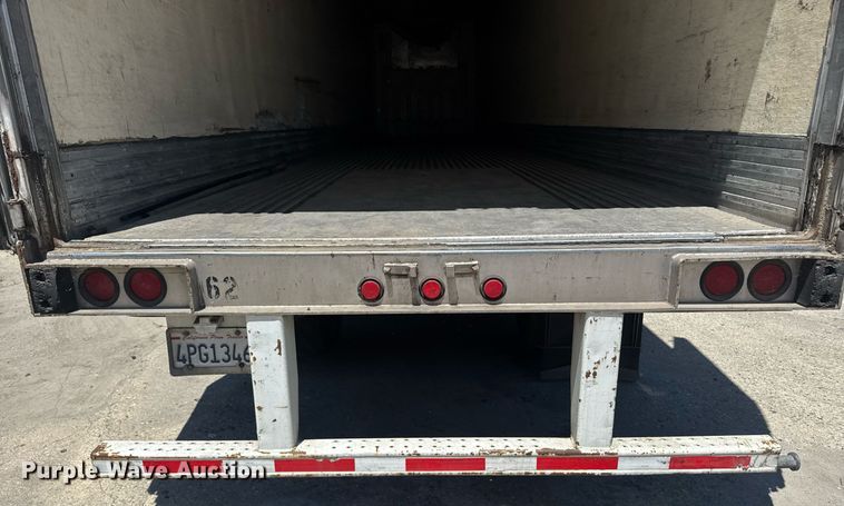 image for item FB9403 2000 Trailmobile refrigerated van trailer