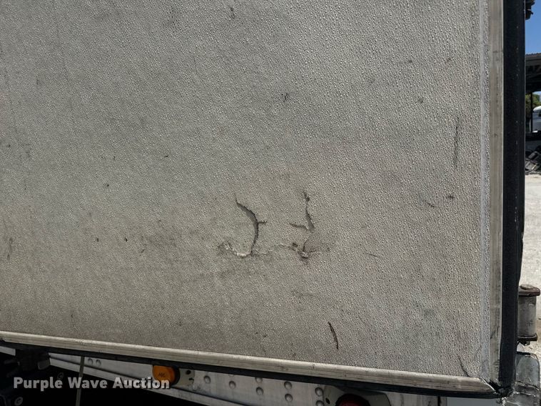 image for item FB9403 2000 Trailmobile refrigerated van trailer