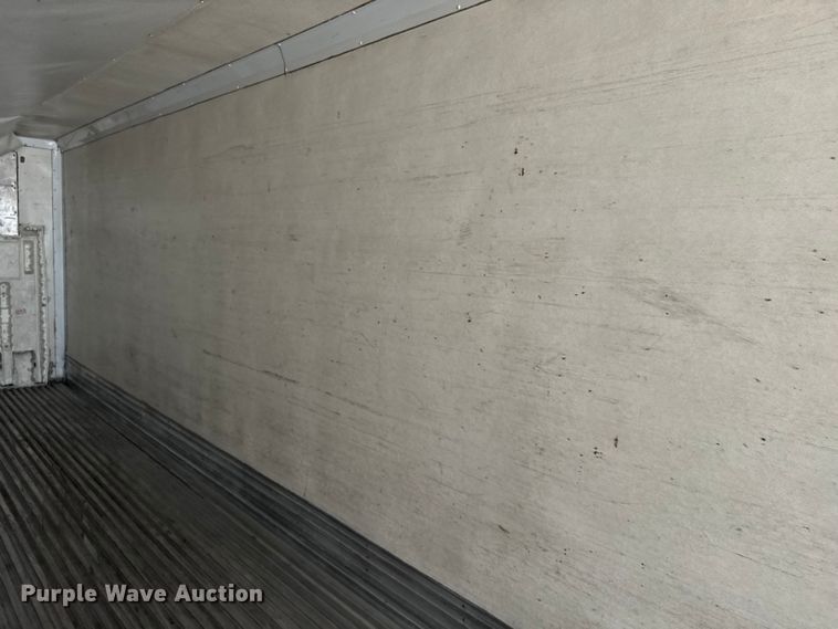 image for item FB9403 2000 Trailmobile refrigerated van trailer