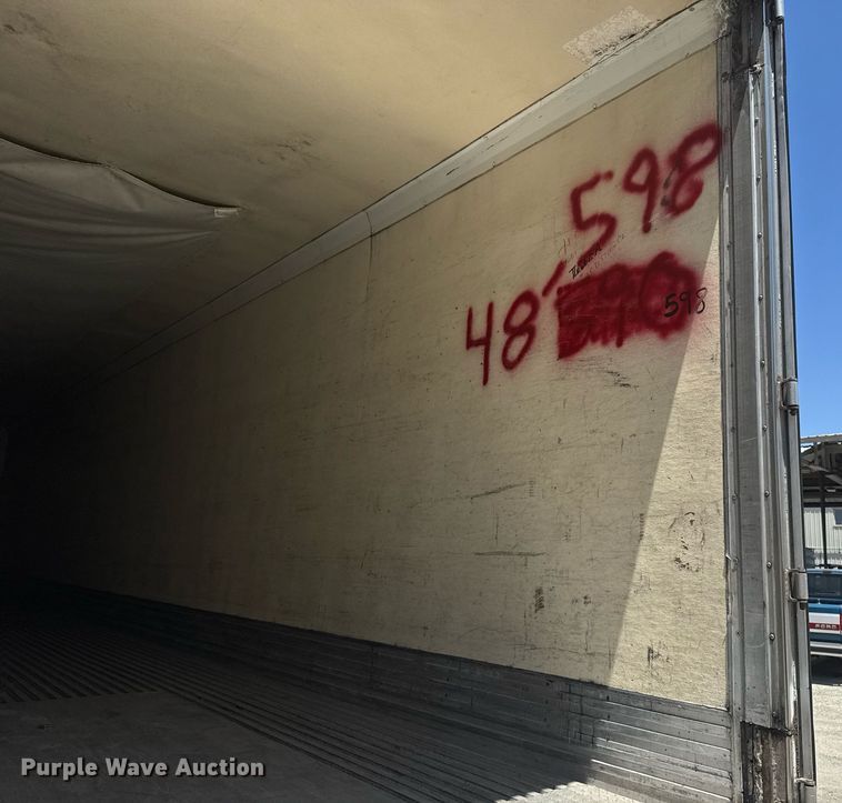 image for item FB9403 2000 Trailmobile refrigerated van trailer