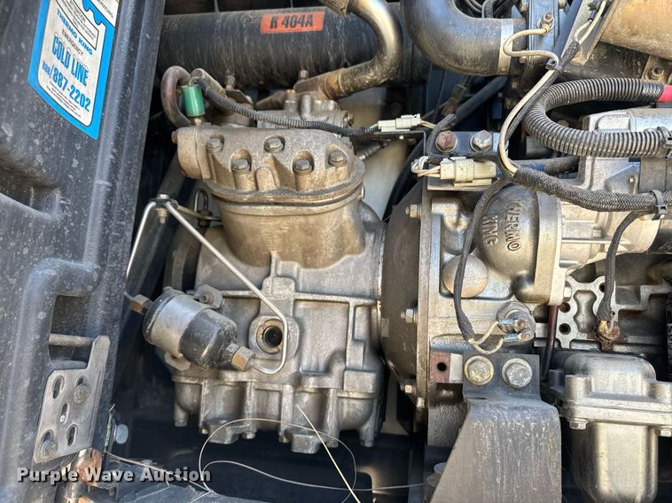 image for item FB9403 2000 Trailmobile refrigerated van trailer