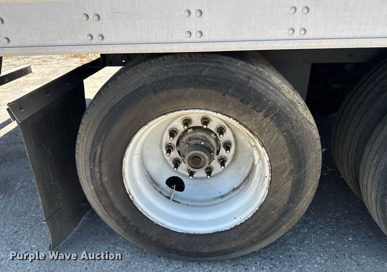 image for item FB9403 2000 Trailmobile refrigerated van trailer