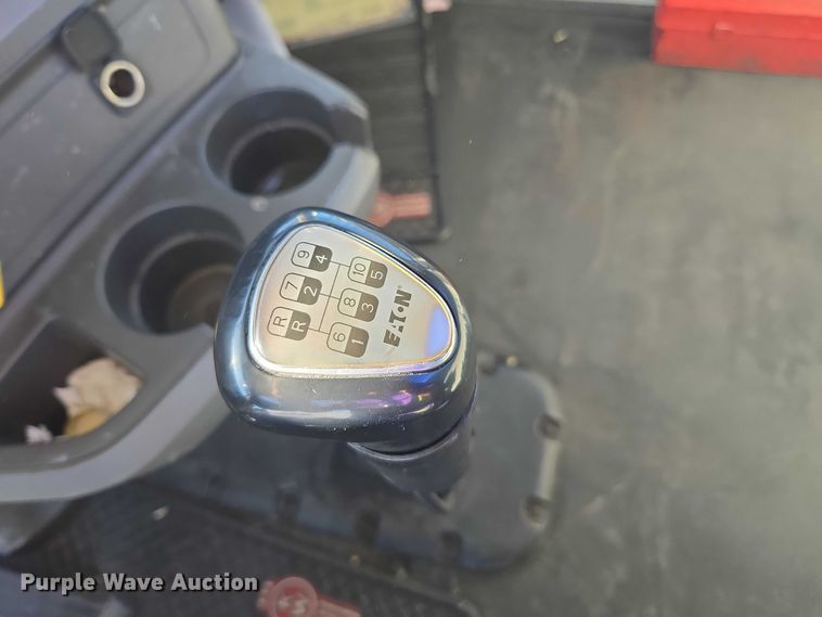 image for item FB9408 2016 Kenworth T880 semi truck