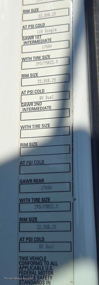 image for item FB9408 2016 Kenworth T880 semi truck